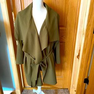 Lightweight olive green tie blazer. Polyester